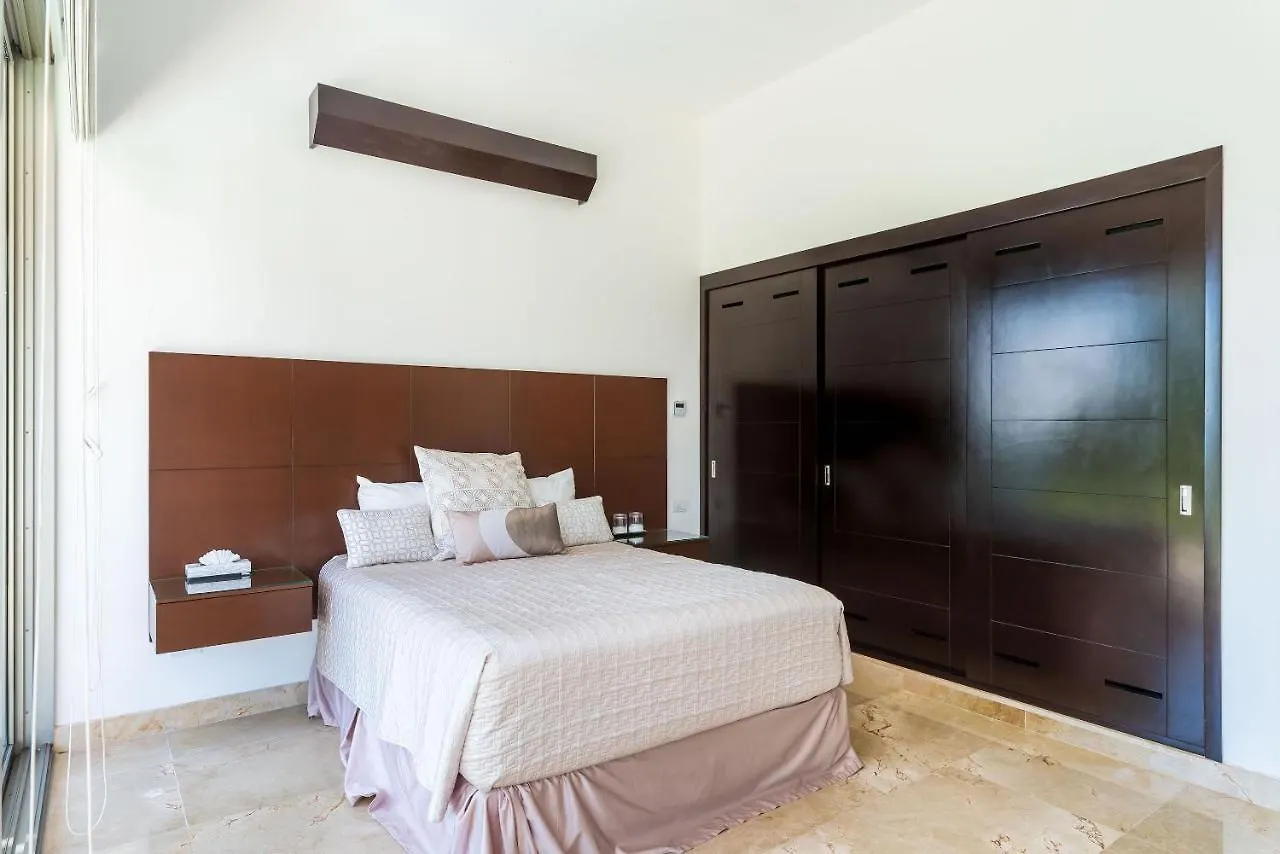 Villa Maya- Luxury Mansion Akumal