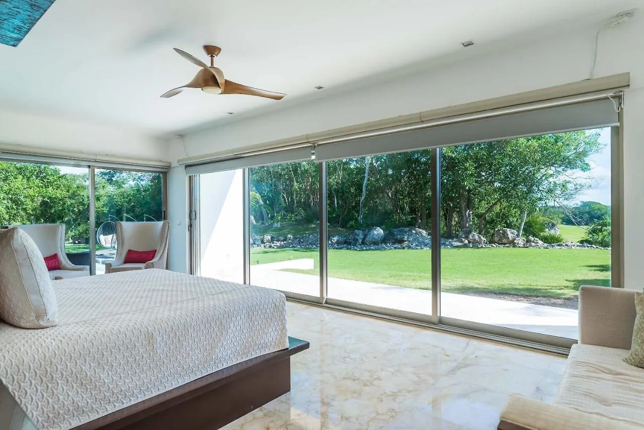 Villa Maya- Luxury Mansion Akumal
