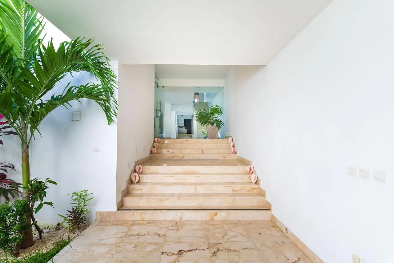 Villa Maya- Luxury Mansion Akumal